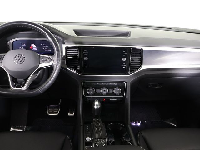 2023 Volkswagen Atlas Cross Sport 2.0T SEL R-Line Black 4MOTION - 23001147 - 40