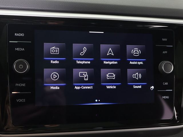 2023 Volkswagen Atlas Cross Sport 2.0T SEL R-Line Black 4MOTION - 23001147 - 47