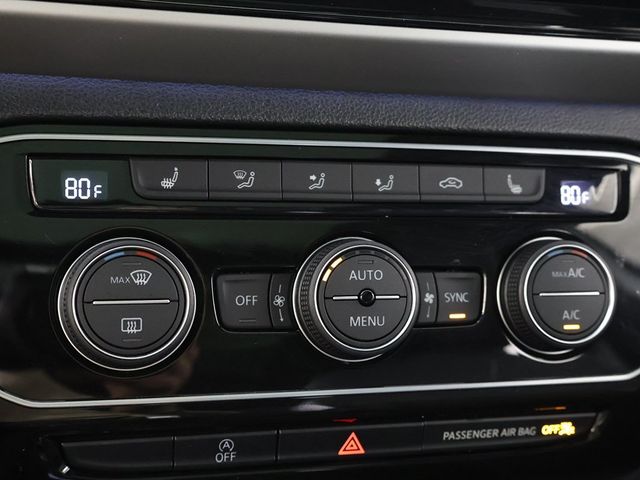 2023 Volkswagen Atlas Cross Sport 2.0T SEL R-Line Black 4MOTION - 23001147 - 52