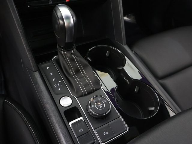 2023 Volkswagen Atlas Cross Sport 2.0T SEL R-Line Black 4MOTION - 23001147 - 54