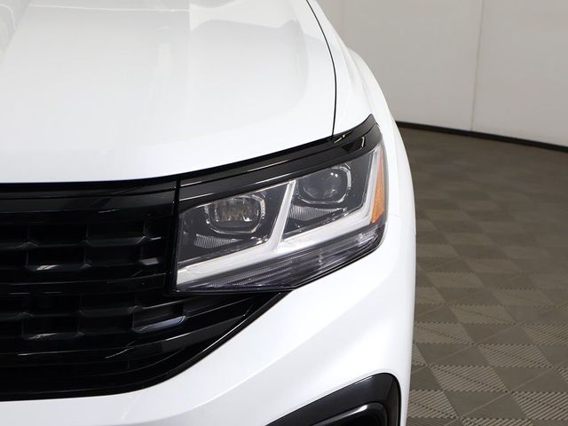 2023 Volkswagen Atlas Cross Sport 2.0T SEL R-Line Black 4MOTION - 23006955 - 15