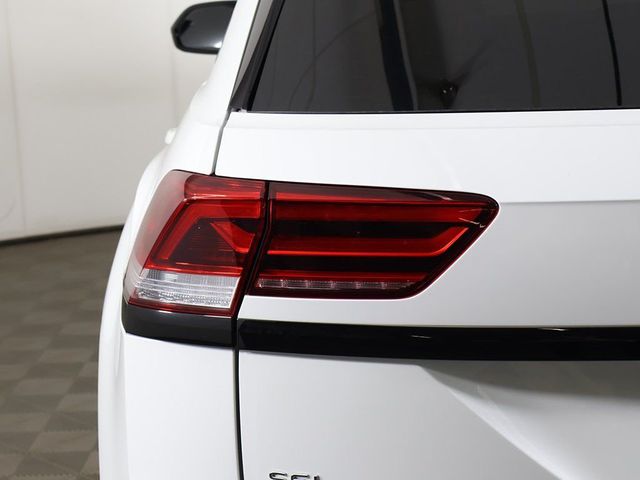 2023 Volkswagen Atlas Cross Sport 2.0T SEL R-Line Black 4MOTION - 23006955 - 16