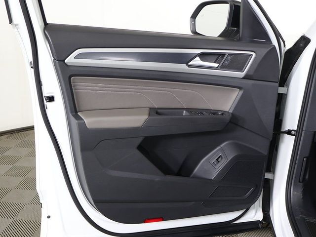 2023 Volkswagen Atlas Cross Sport 2.0T SEL R-Line Black 4MOTION - 23006955 - 25