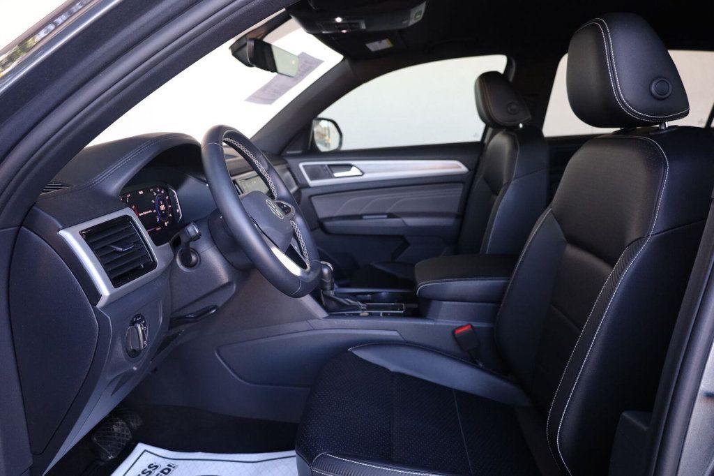 Volkswagen Atlas Cross Sport photo 17