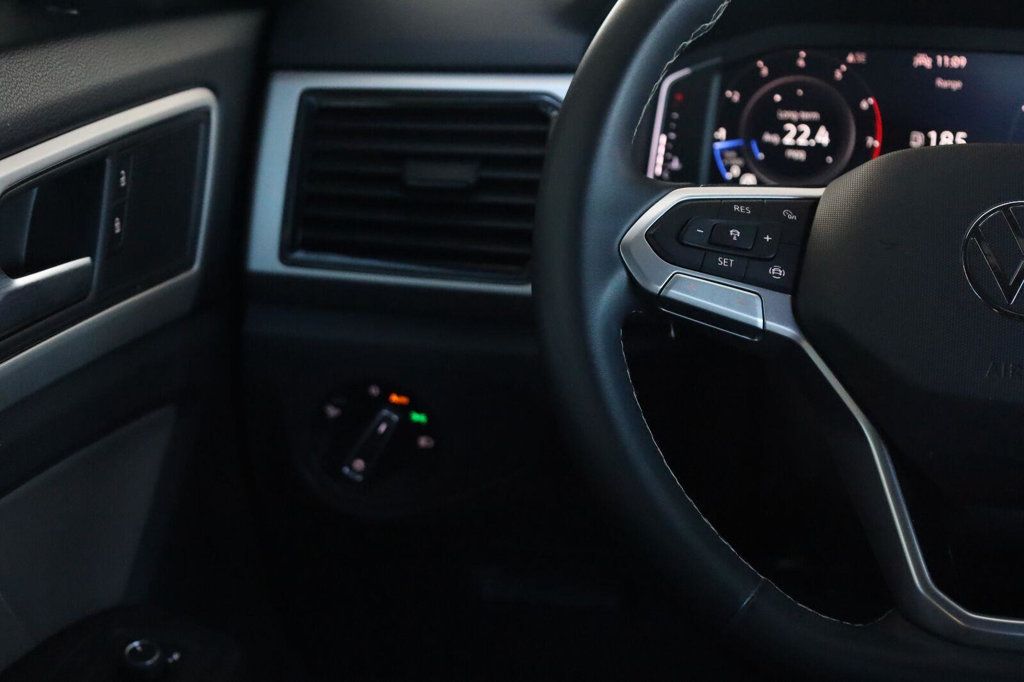 Volkswagen Atlas Cross Sport photo 32