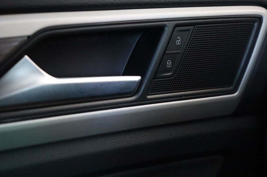 Volkswagen Atlas Cross Sport photo 37