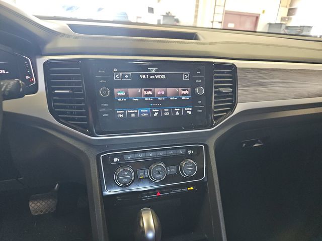 2023 Volkswagen Atlas Cross Sport 2.0T SE w/Technology - 23085829 - 3