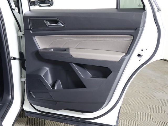 2023 Volkswagen Atlas Cross Sport 2.0T SE w/Technology 4MOTION - 22995542 - 25