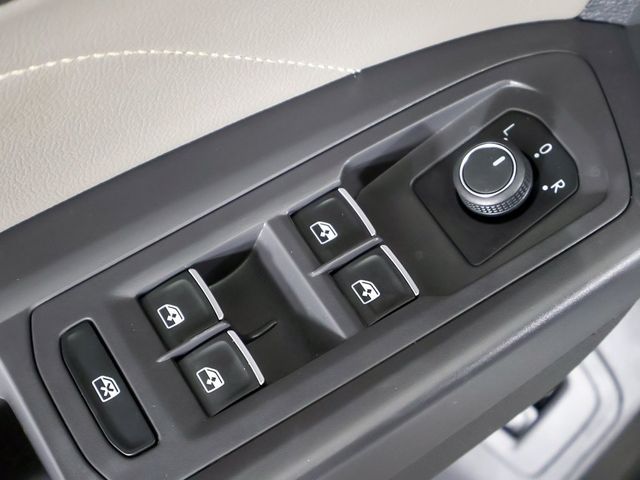 2023 Volkswagen Atlas Cross Sport 2.0T SE w/Technology 4MOTION - 22995542 - 36