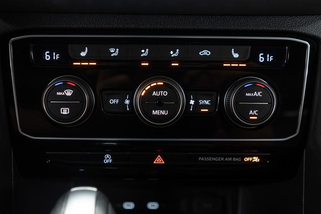 Volkswagen Atlas Cross Sport photo 17