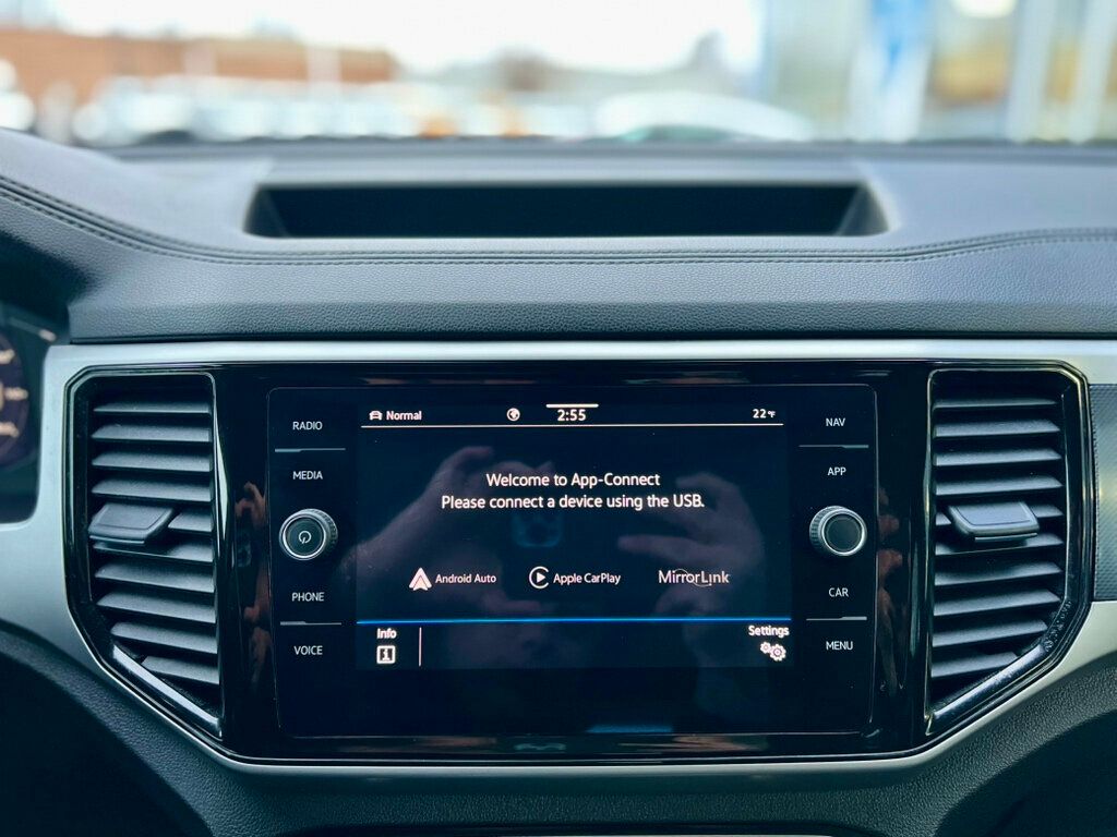 2023 Volkswagen Atlas Cross Sport 3.6L V6 SEL Premium R-Line 4MOTION - 22987273 - 20