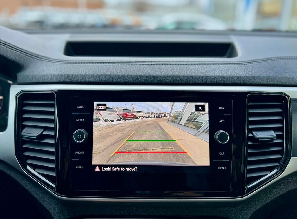 2023 Volkswagen Atlas Cross Sport 3.6L V6 SEL Premium R-Line 4MOTION - 22987273 - 23