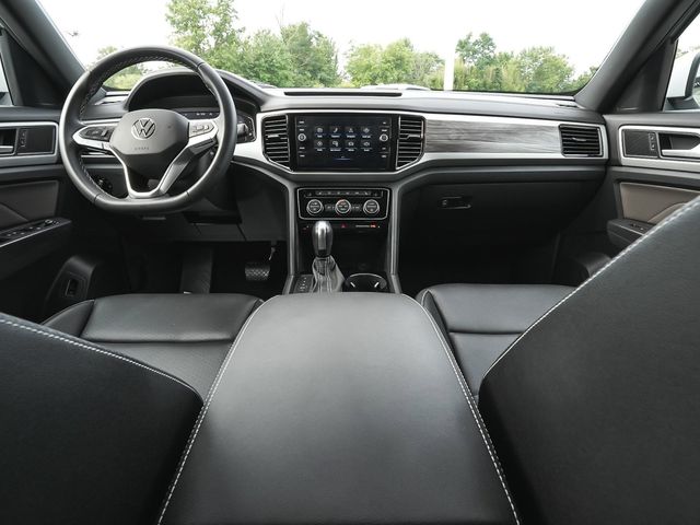 2023 Volkswagen Atlas Cross Sport 3.6L V6 SE w/Technology - 23077931 - 35