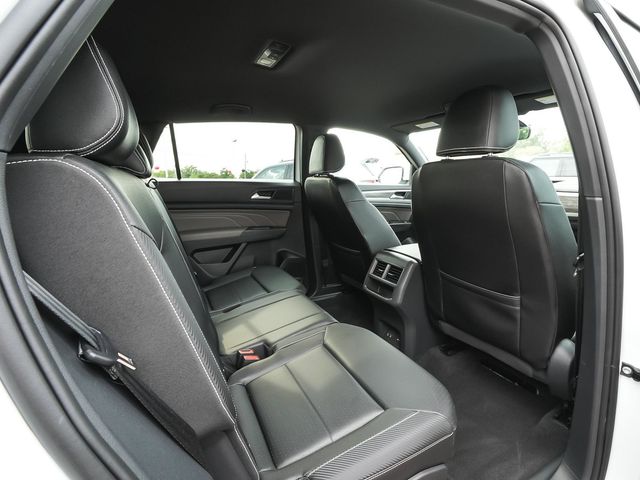 2023 Volkswagen Atlas Cross Sport 3.6L V6 SE w/Technology - 23077931 - 37