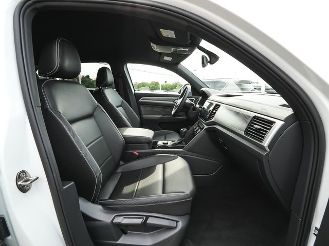 2023 Volkswagen Atlas Cross Sport 3.6L V6 SE w/Technology - 23077931 - 39