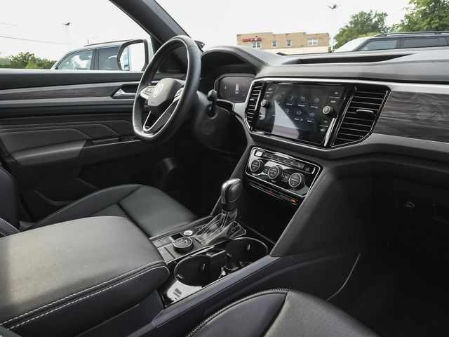 2023 Volkswagen Atlas Cross Sport 3.6L V6 SE w/Technology - 23077931 - 41