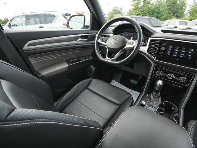 2023 Volkswagen Atlas Cross Sport 3.6L V6 SE w/Technology - 23077931 - 42