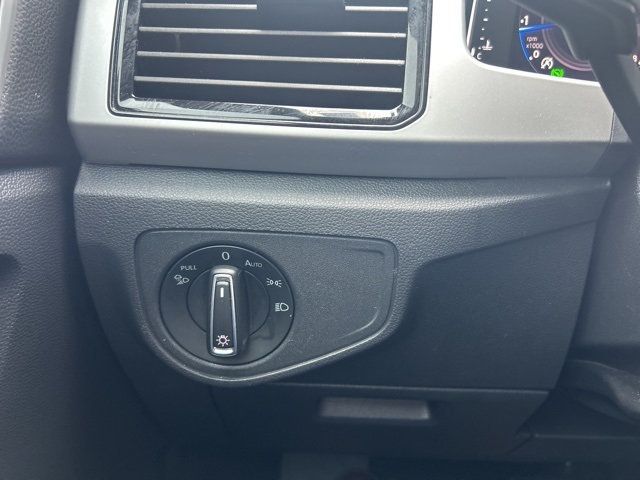 2023 Volkswagen Atlas Cross Sport 3.6L V6 SE w/Technology 4MOTION - 22978128 - 9