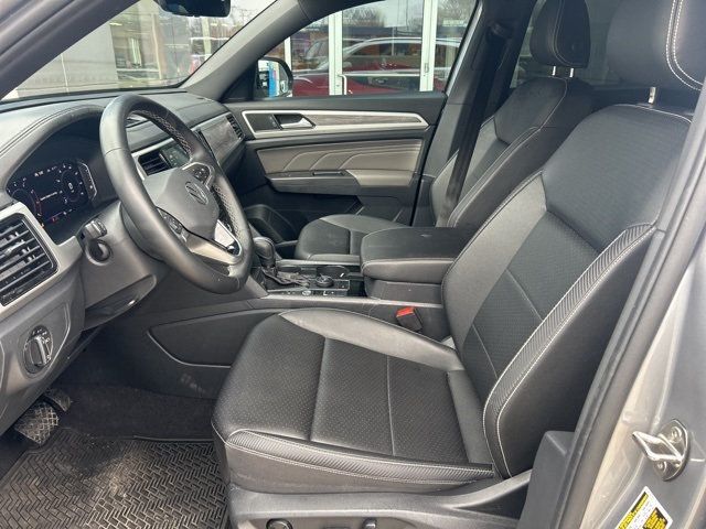 2023 Volkswagen Atlas Cross Sport 3.6L V6 SE w/Technology 4MOTION - 22978128 - 7