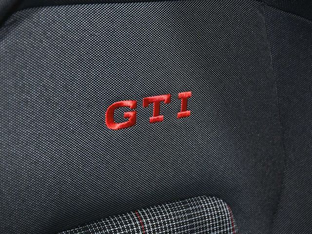 2023 Volkswagen Golf GTI 2.0T 40th Anniversary Edition - 23062451 - 46