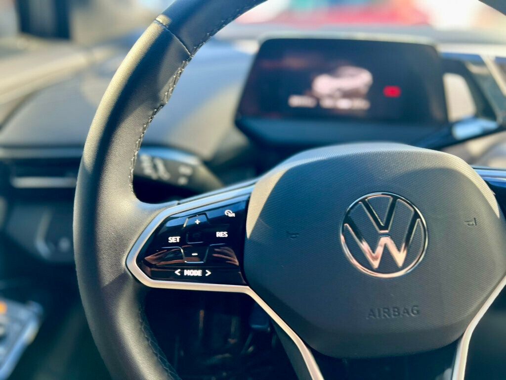 2023 Volkswagen ID.4 PRO - 22945769 - 16