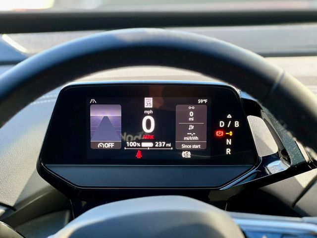 2023 Volkswagen ID.4 PRO - 22945769 - 18