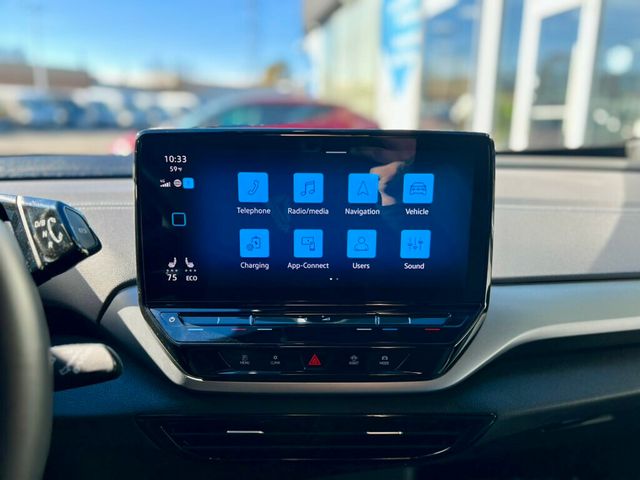 2023 Volkswagen ID.4 PRO - 22945769 - 24