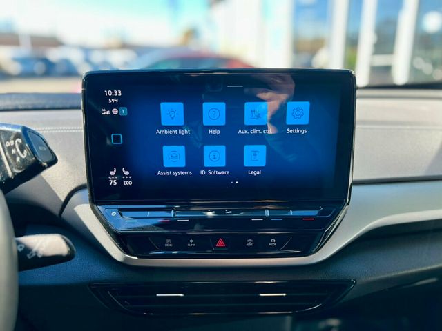 2023 Volkswagen ID.4 PRO - 22945769 - 25