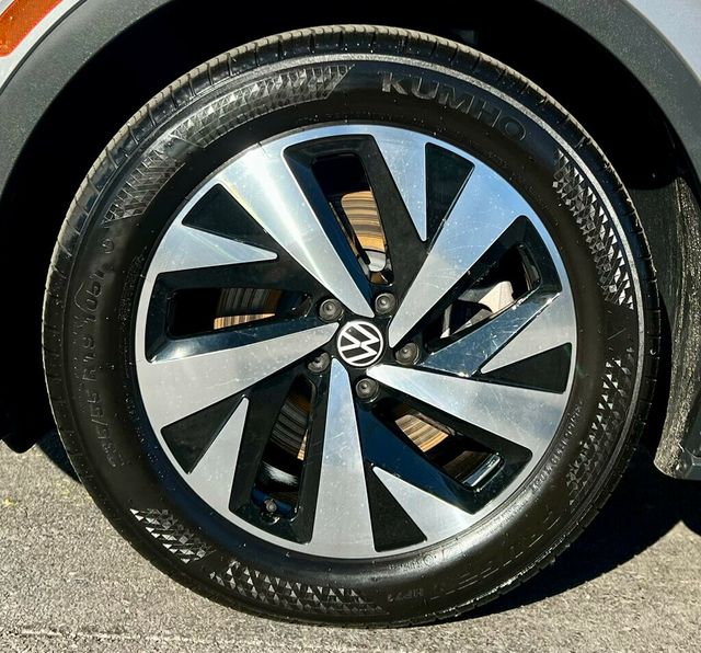 2023 Volkswagen ID.4 PRO - 22945769 - 29