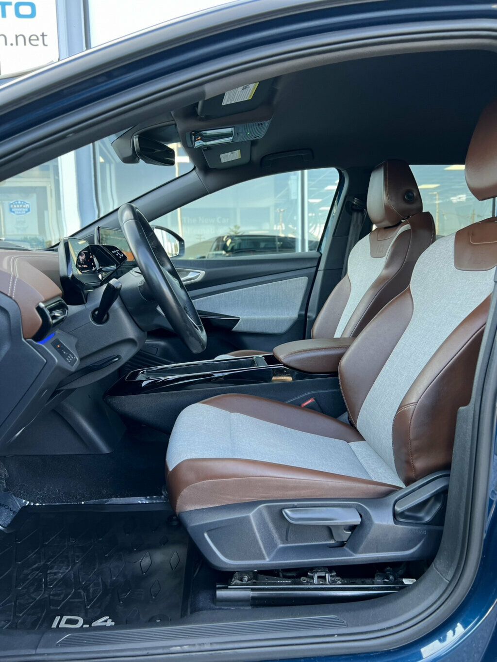 2023 Volkswagen ID.4 PRO - 23061235 - 11