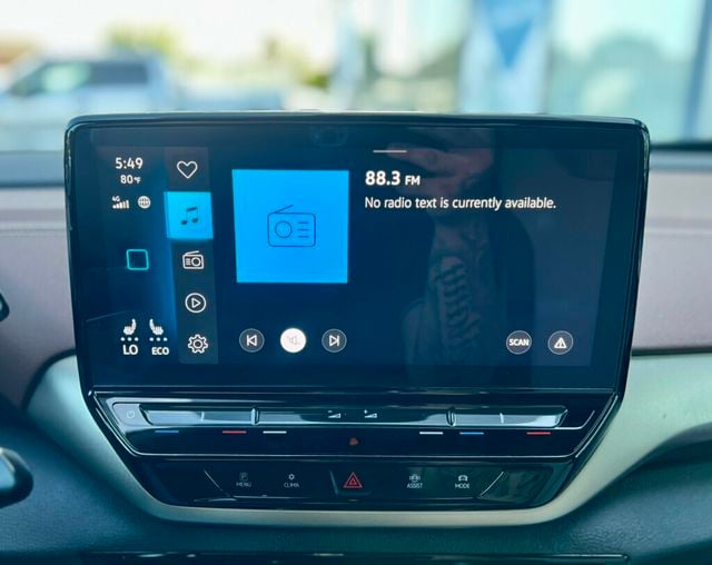 2023 Volkswagen ID.4 PRO - 23061235 - 18