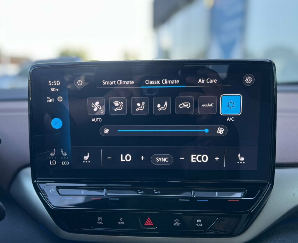 2023 Volkswagen ID.4 PRO - 23061235 - 23
