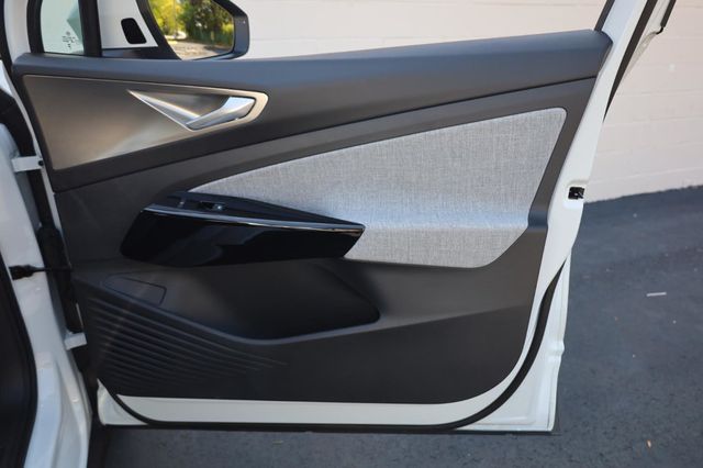 2023 Volkswagen ID.4 Pro - 23042939 - 24