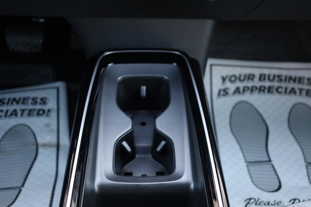 2023 Volkswagen ID.4 Pro - 23042939 - 42