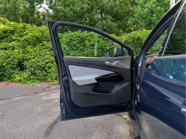 2023 Volkswagen ID.4 Pro - 23042975 - 9