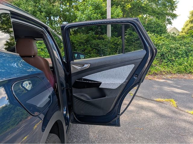 2023 Volkswagen ID.4 Pro - 23042975 - 11