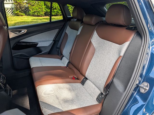 2023 Volkswagen ID.4 Pro - 23042975 - 16