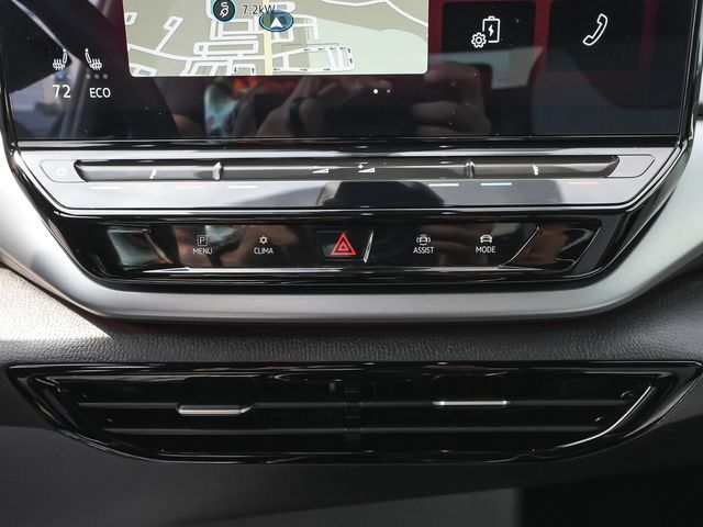 2023 Volkswagen ID.4 Pro - 23077982 - 28