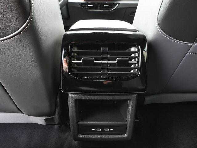 2023 Volkswagen ID.4 Pro - 23077982 - 34
