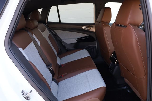 2023 Volkswagen ID.4 Pro RWD - 23012330 - 22