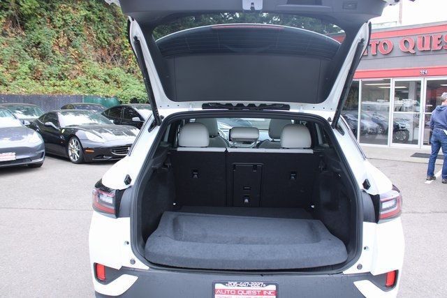 2023 Volkswagen ID.4 Pro S photo 6
