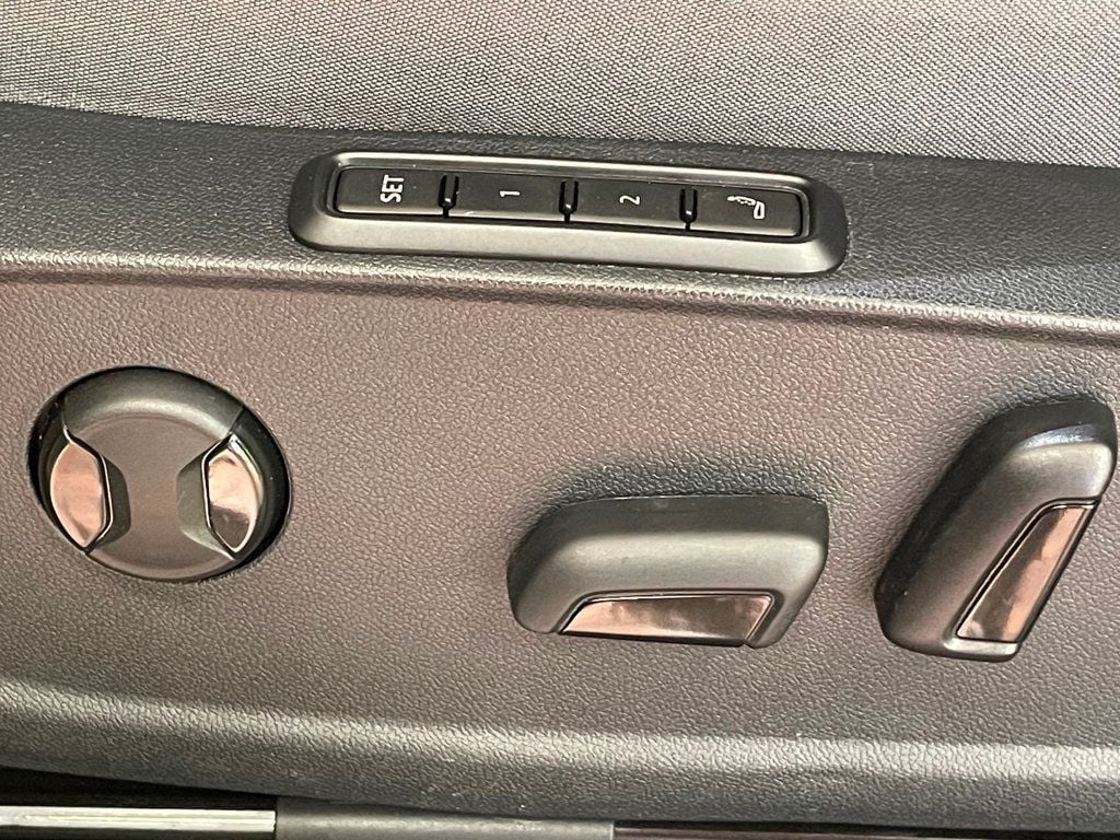 2023 Volkswagen ID.4 Pro S AWD w/SK On Battery - 22925476 - 15