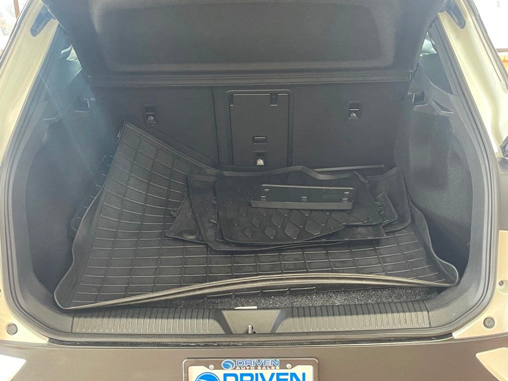 2023 Volkswagen ID.4 Pro S AWD w/SK On Battery - 22925476 - 19