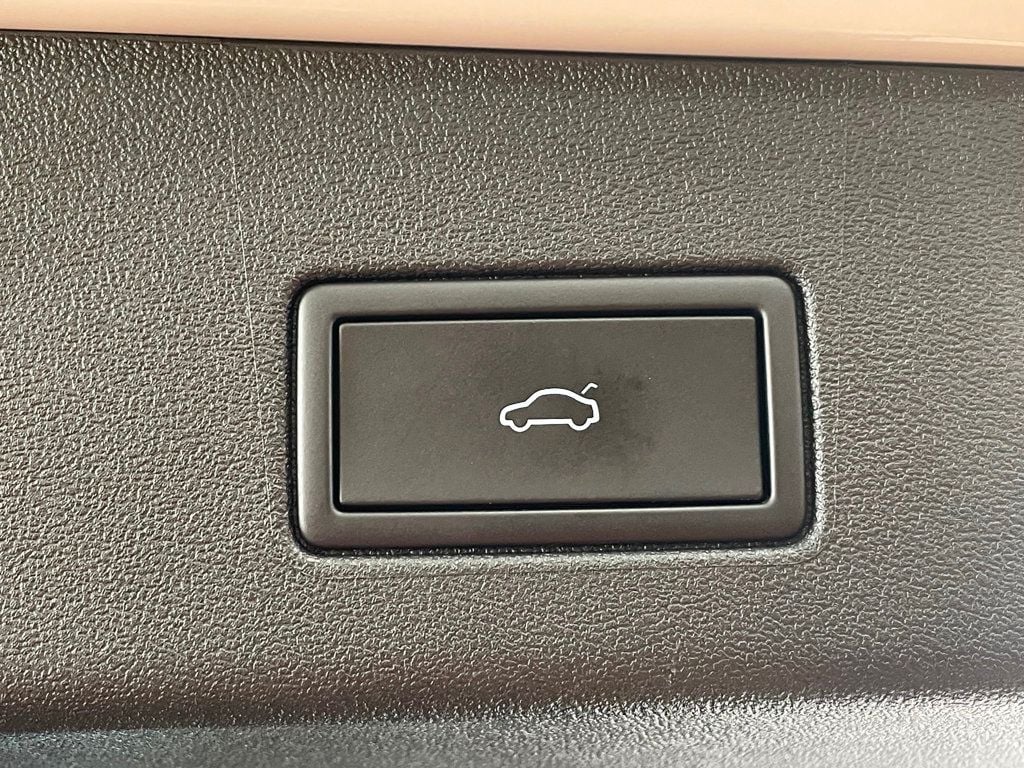 2023 Volkswagen ID.4 Pro S AWD w/SK On Battery - 22925476 - 20