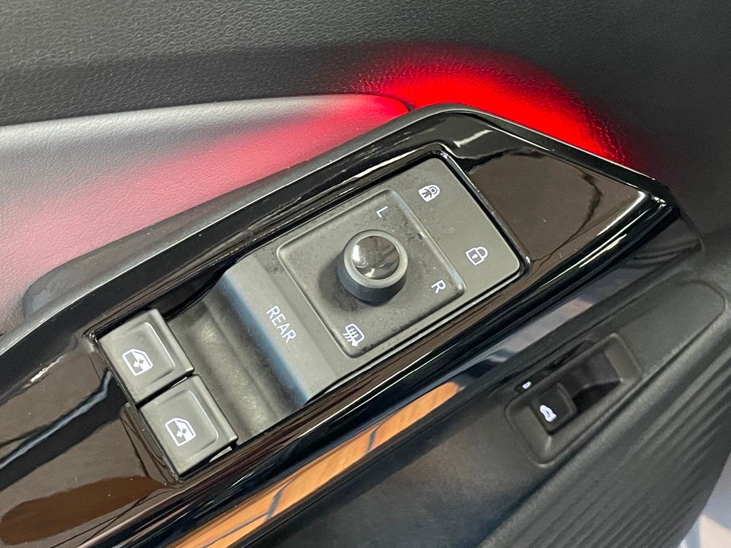 2023 Volkswagen ID.4 Pro S AWD w/SK On Battery - 22945377 - 18