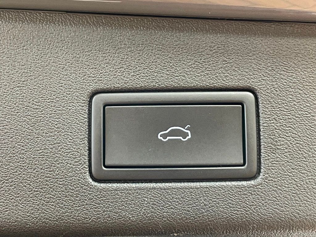 2023 Volkswagen ID.4 Pro S AWD w/SK On Battery - 22945377 - 25