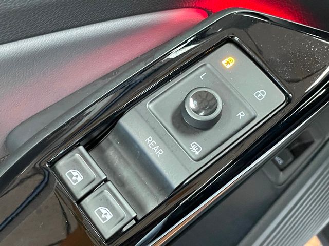2023 Volkswagen ID.4 Pro S AWD w/SK On Battery - 22957269 - 16