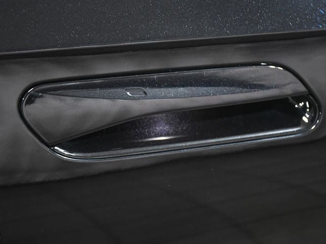 2023 Volkswagen ID.4 Pro S Plus - 23003064 - 17