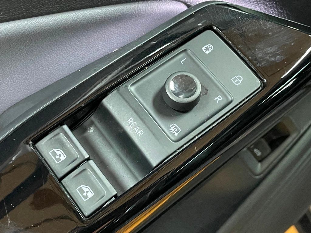 2023 Volkswagen ID.4 Pro S Plus AWD - 22946146 - 16