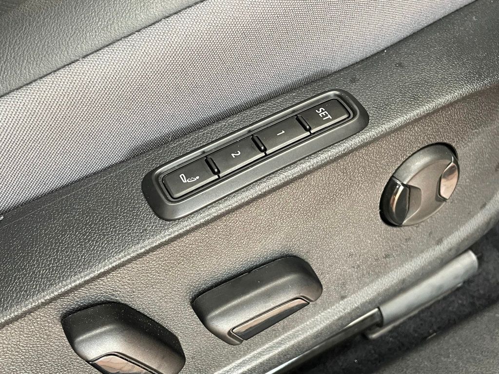 2023 Volkswagen ID.4 Pro S Plus AWD - 22946146 - 26